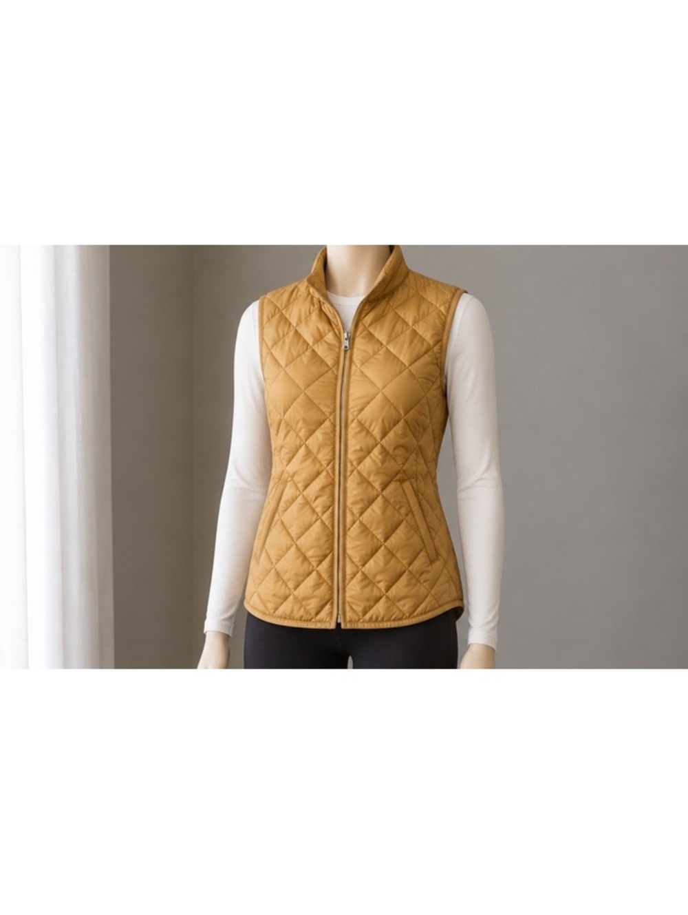 Old Navy Women’s Small Mustard Yellow Diamond Quilted Zip Vest Pockets